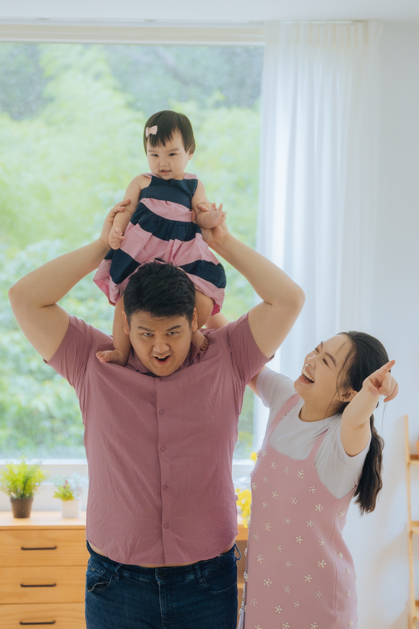 全家福攝影作品：歡樂的親子時刻